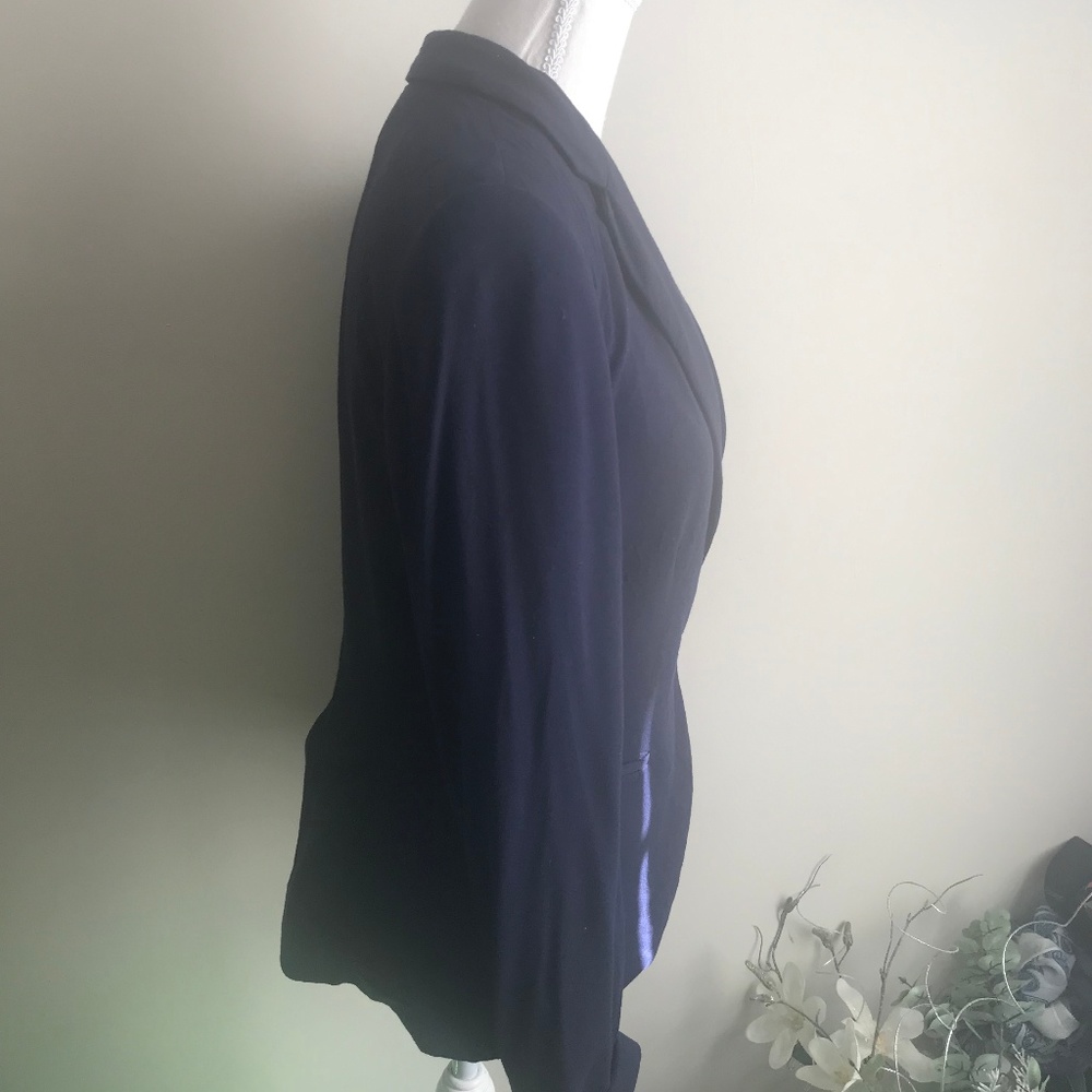 Zara Basic Navy Blue Blazer with Polka Dot Lining - Picture 4 of 7